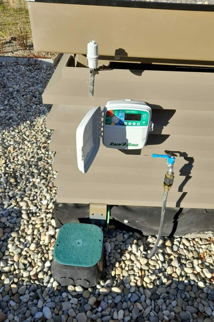 EMC Greenroofs - rain-bird-irrigatiecontroller-groendak